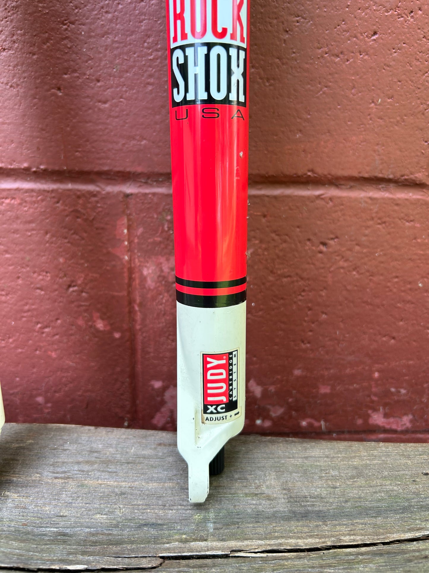 Rock Shox Judy XC 26" 1 1/8 Threadless White Suspension Fork