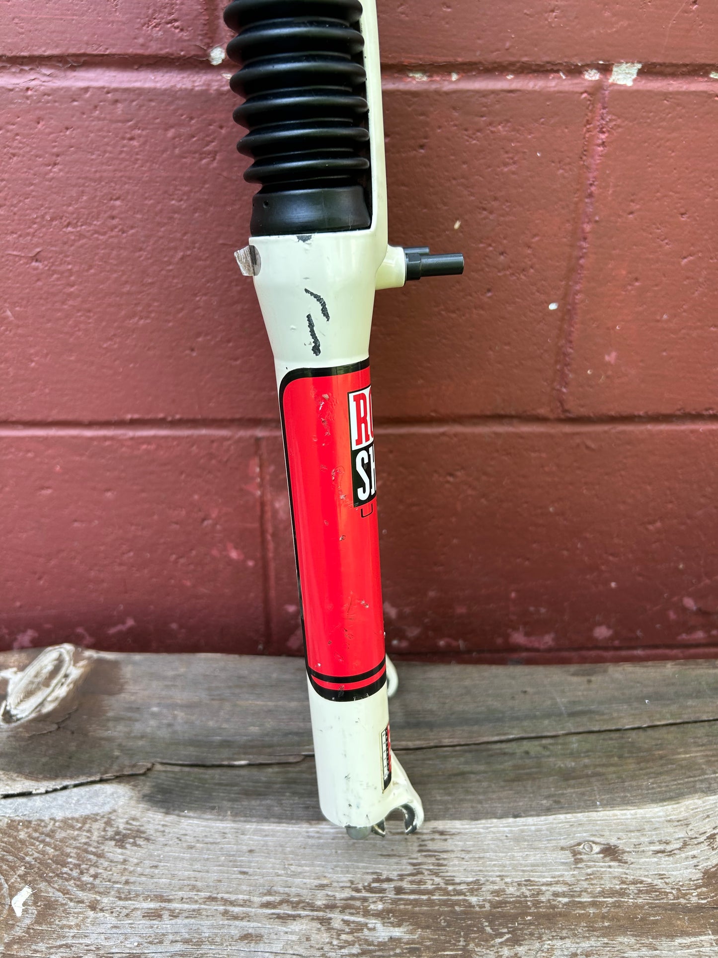 Rock Shox Judy XC 26" 1 1/8 Threadless White Suspension Fork