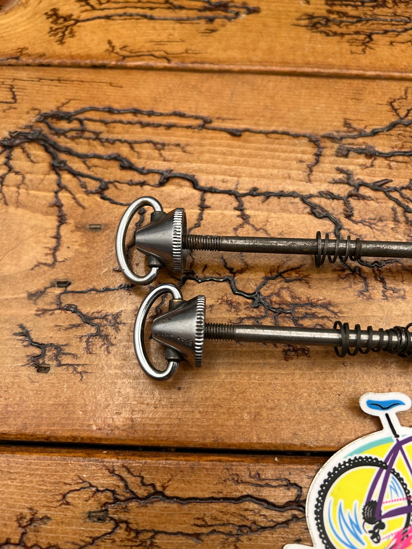 Campagnolo Flat Lever Quick Release Skewer Set