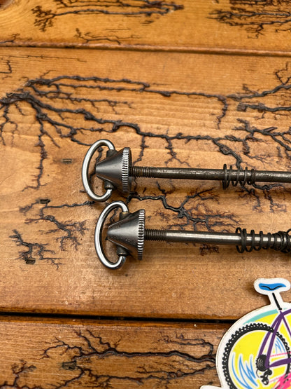 Campagnolo Flat Lever Quick Release Skewer Set