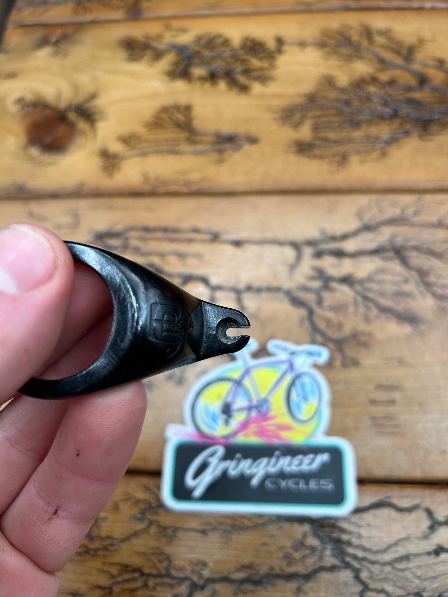 Ritchey 1 Inch Threaded Cable Hanger