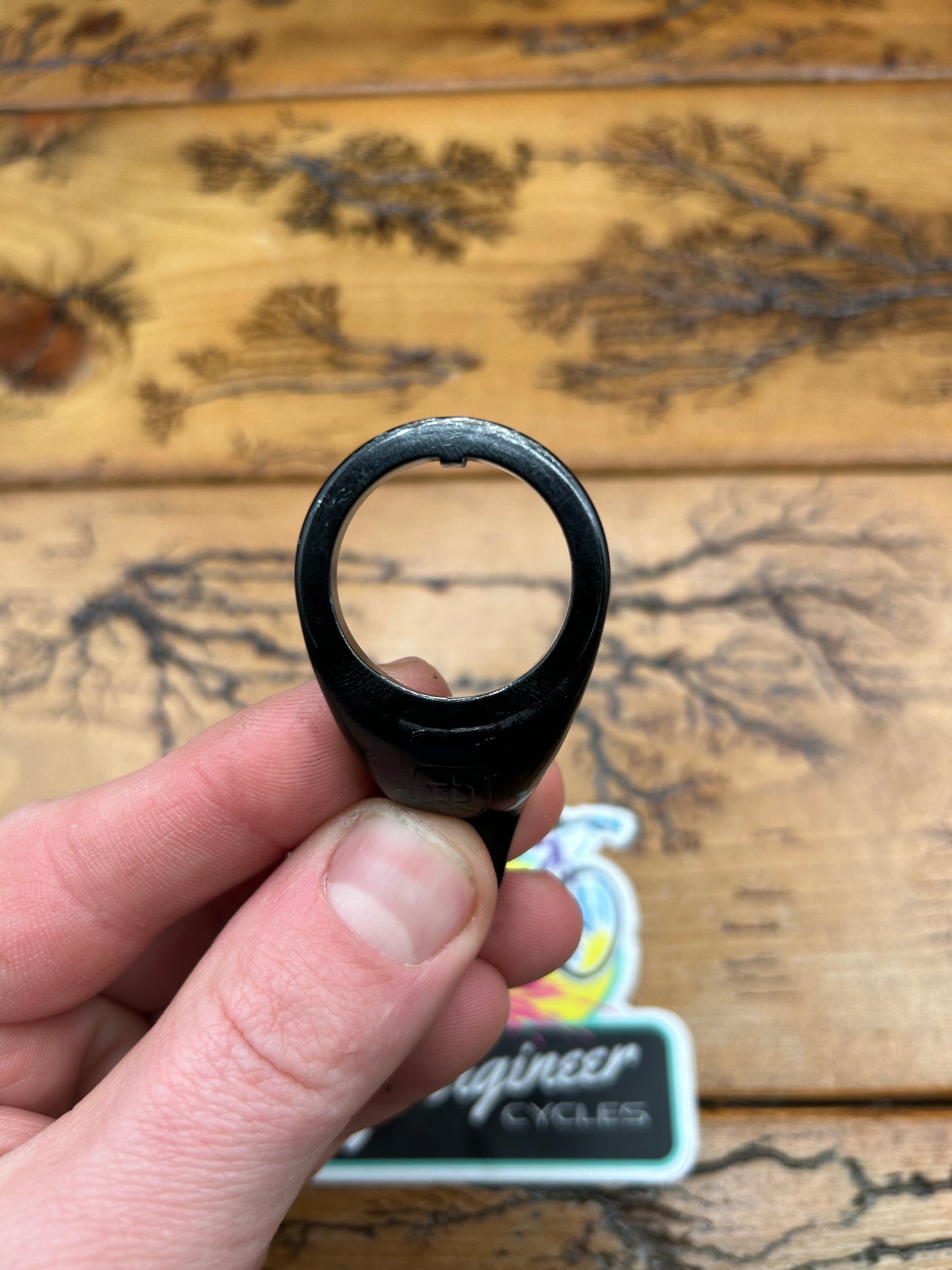 Ritchey 1 Inch Threaded Cable Hanger