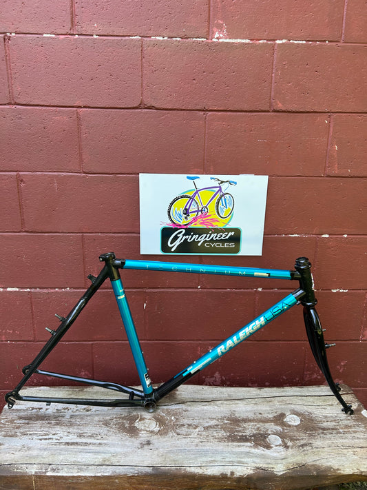 1990 20.5" Raleigh Technium Peak Frameset