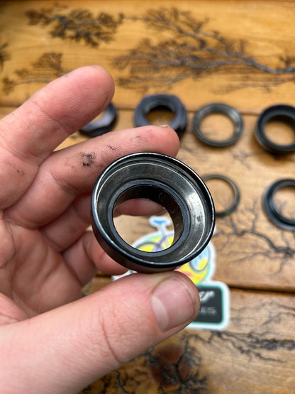 Stronglight X12 Black 1 Inch Threaded Needle Bearing Headset