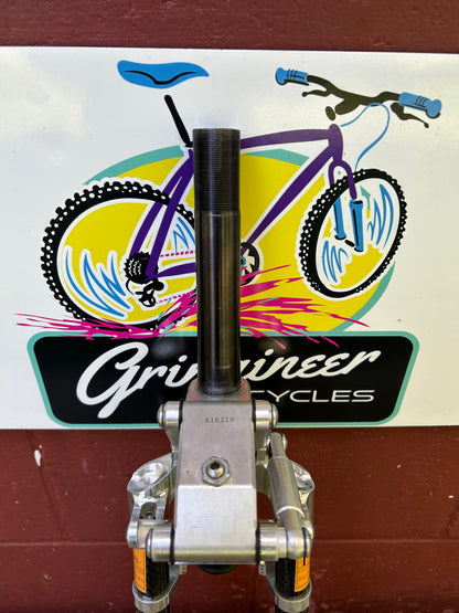 Amp Research F3 XC 1 Inch Threaded Suspension Fork