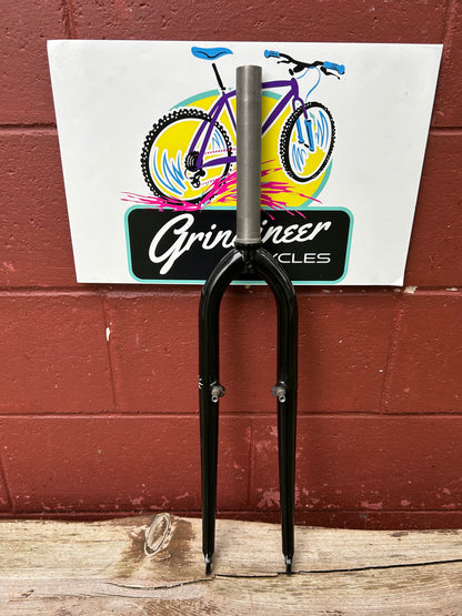 Voodoo 26" Black 1 1/8 Threadless Rigid Fork