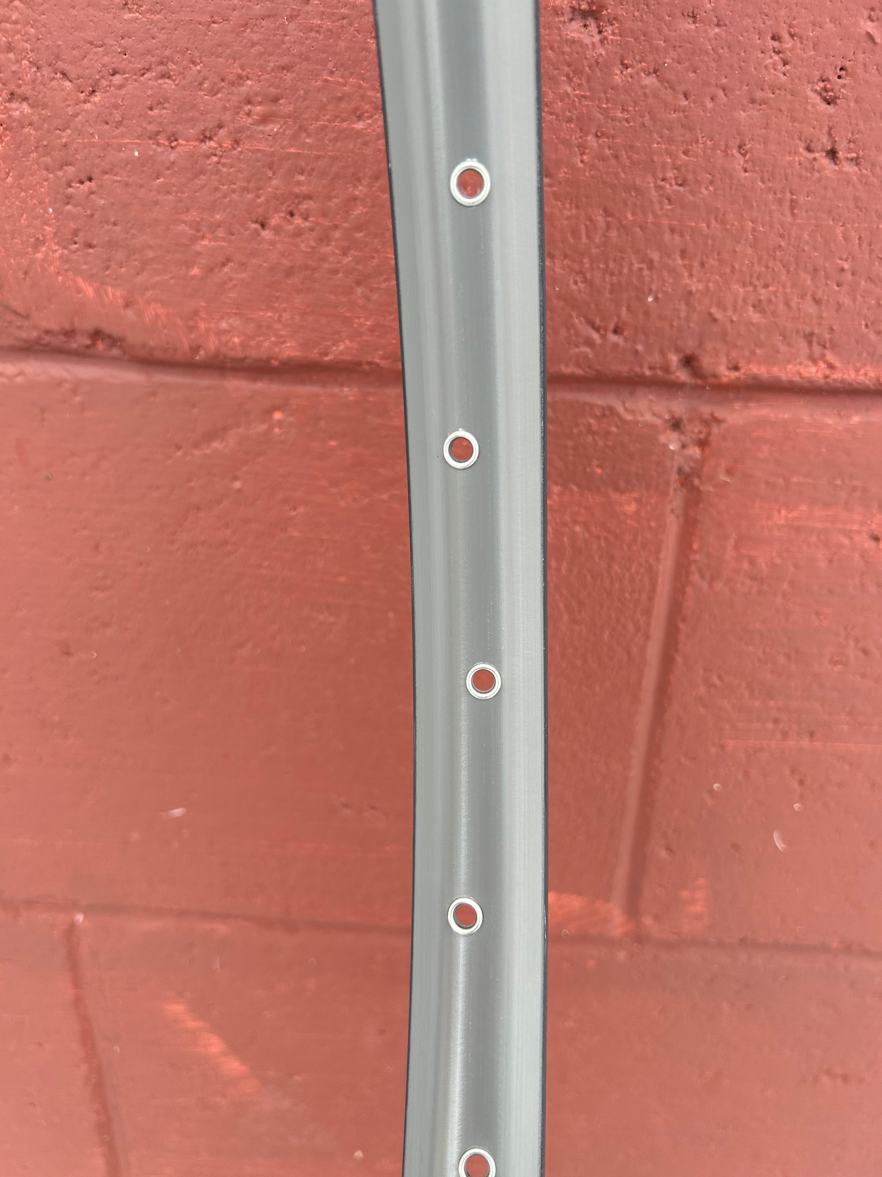 Mavic 121 SUP Ceramic 36 Hole 26 Inch Rim NOS – Gringineer Cycles