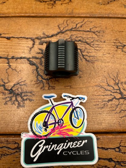 VAR Italian 36x24 Bottom Bracket Tap NOS