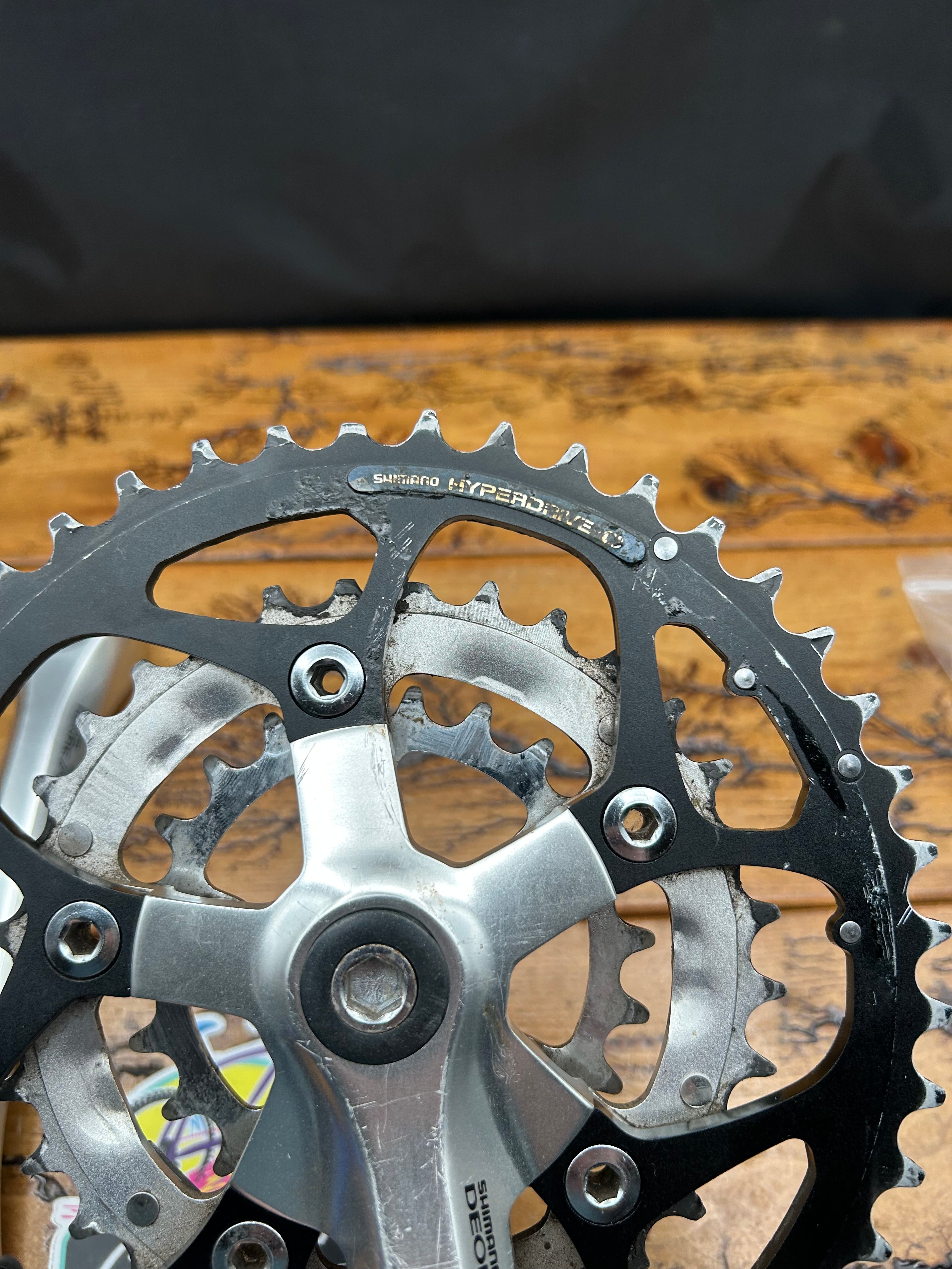 Shimano Deore XT FC-m737 44/32/22 175mm Crankset – Gringineer Cycles