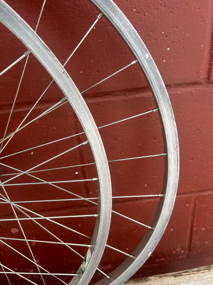 Weinmann Bontrager BCX 1 Hugi Compact 26 Inch Wheelset