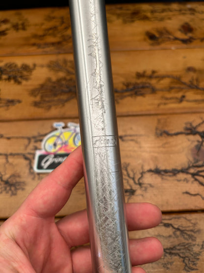 Strong 27.0mm x 250mm Silver Seatpost