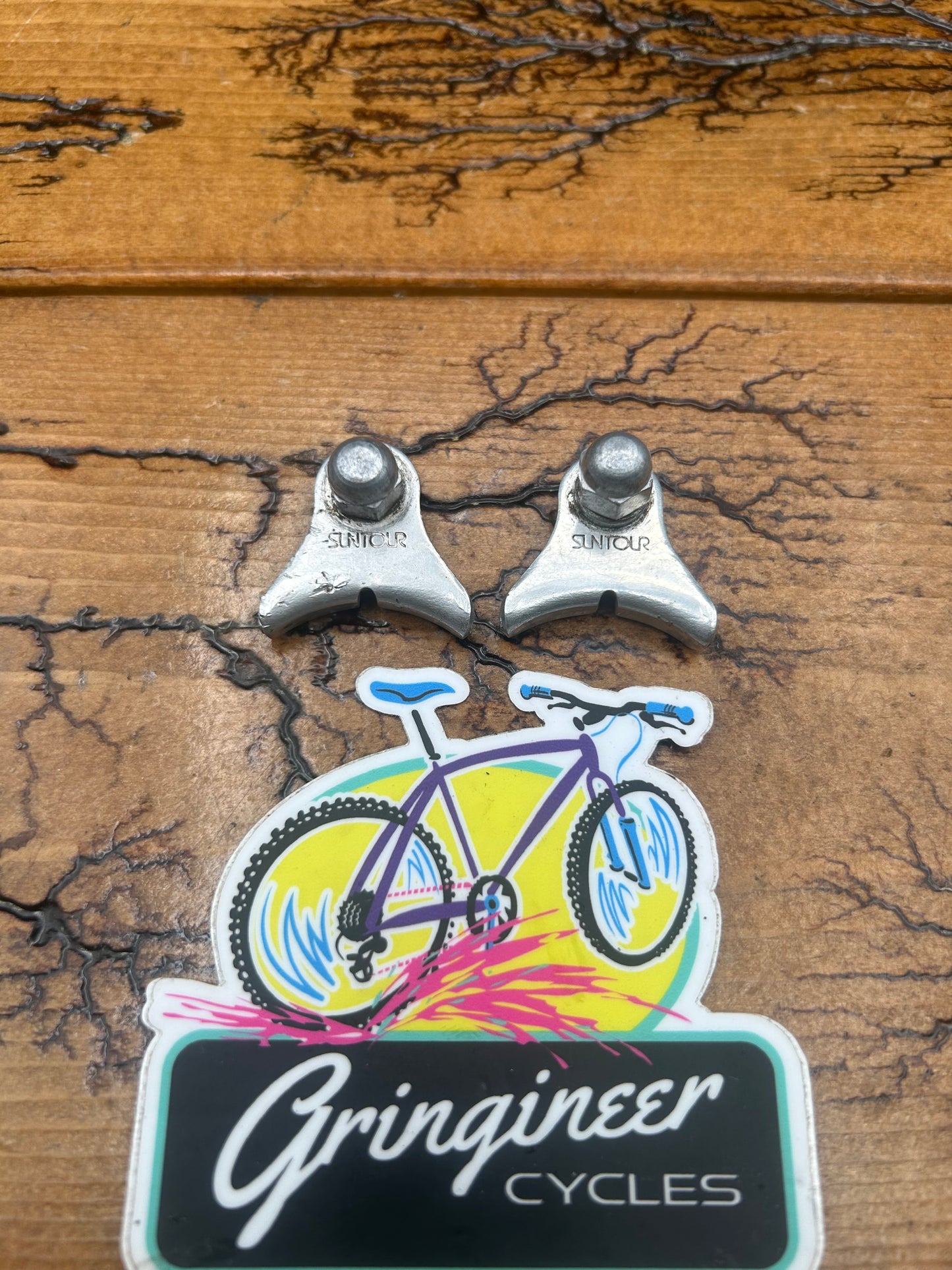 Suntour Straddle Cable Hangers