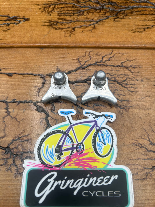 Suntour Straddle Cable Hangers