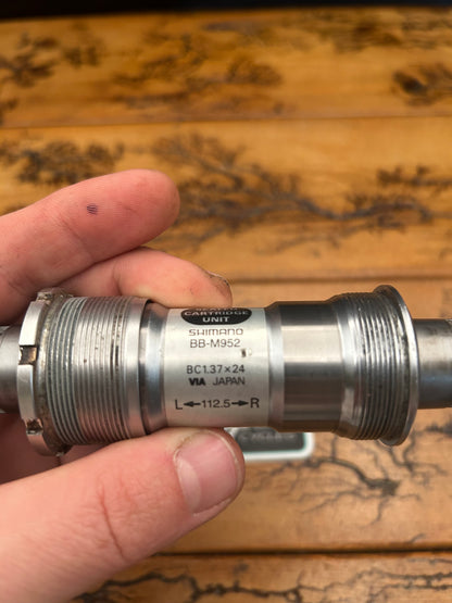 Shimano XTR BB-M952 112.5mm Octalink V1 Bottom Bracket