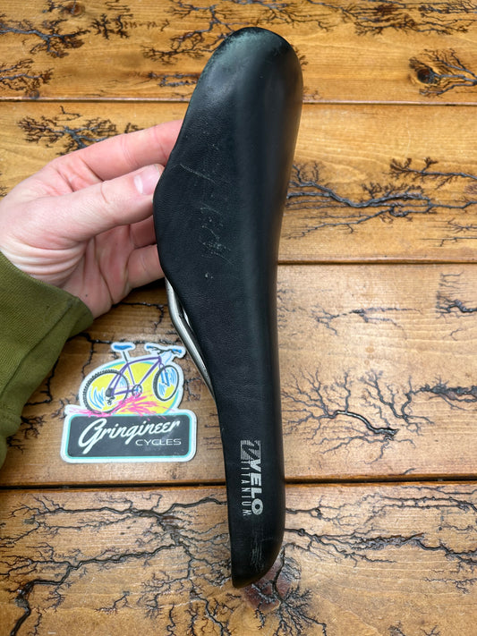 Velo 258 Titanium Rail Saddle