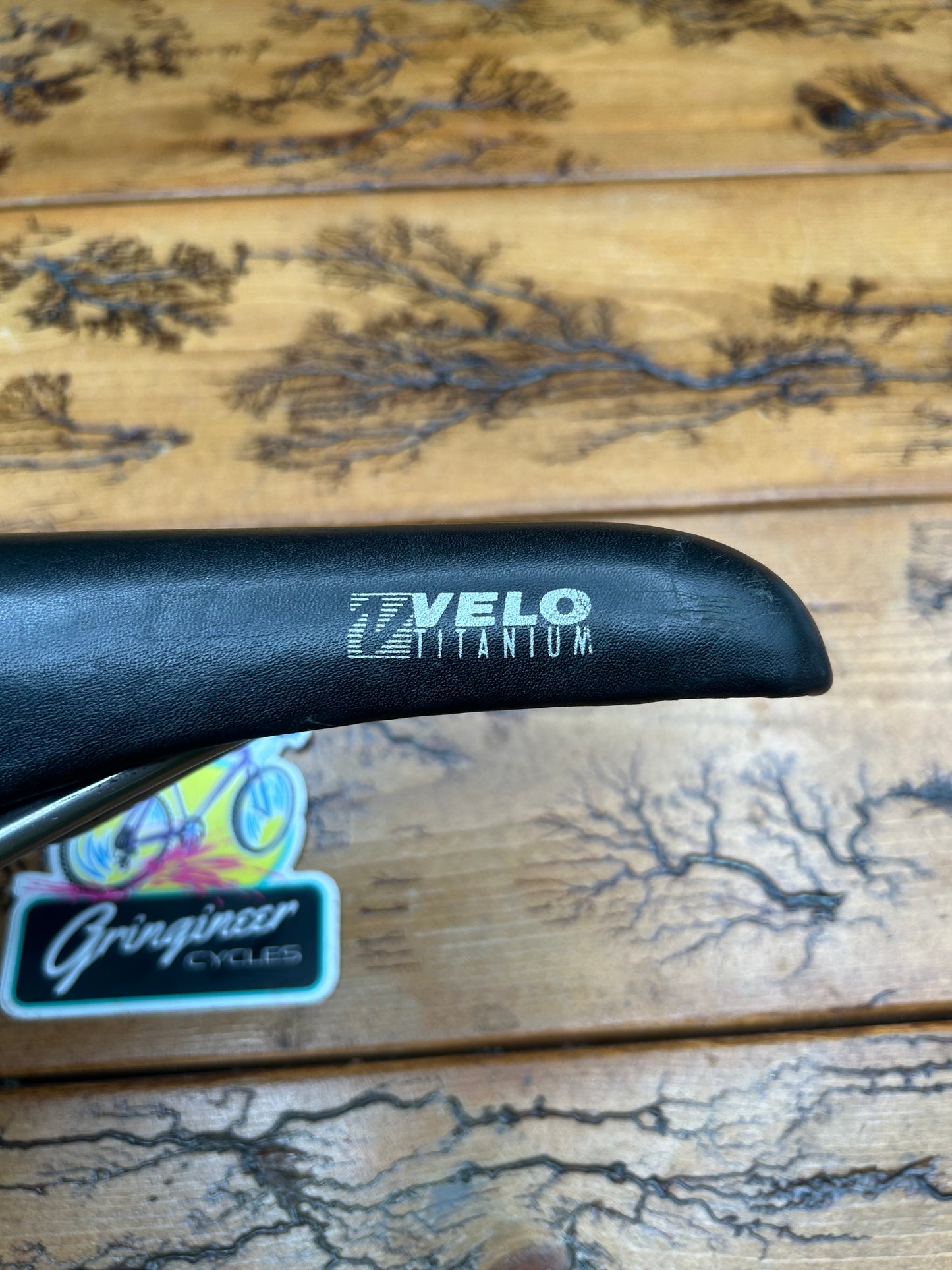 Velo 258 Titanium Rail Saddle