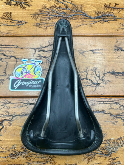 Velo 258 Titanium Rail Saddle