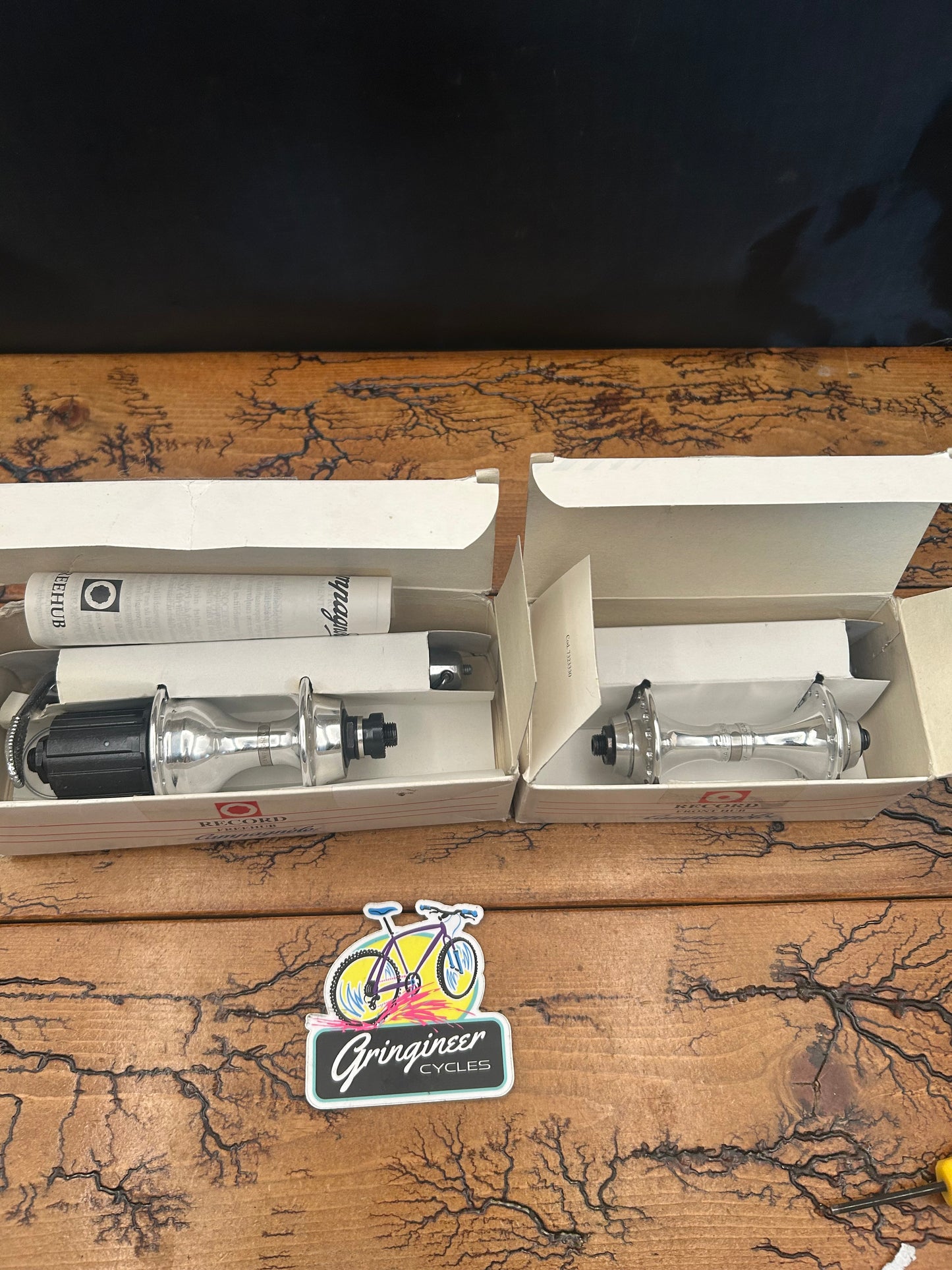 Campagnolo Record 8 Speed 32 Hole Hub Set NOS