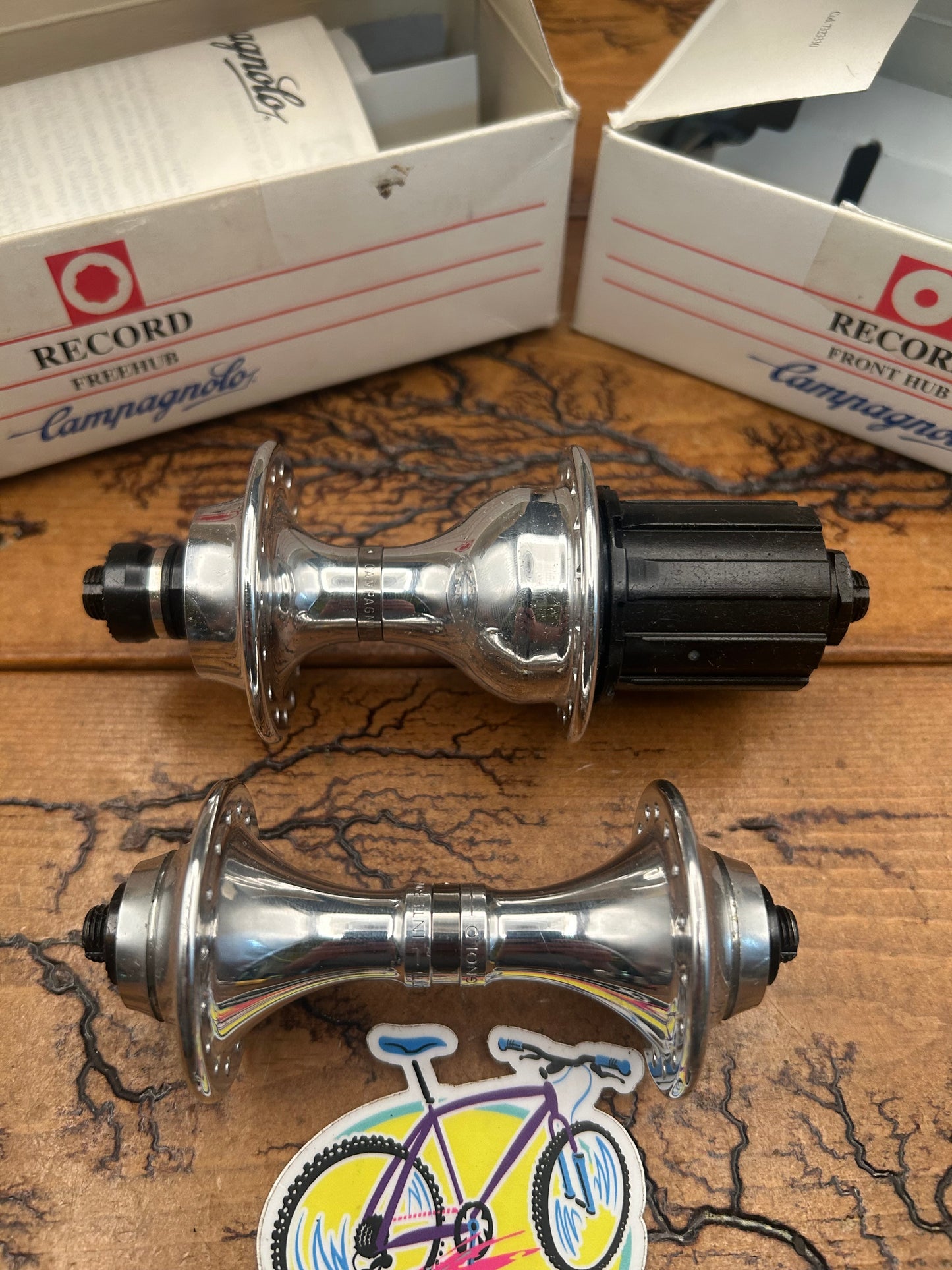 Campagnolo Record 8 Speed 32 Hole Hub Set NOS