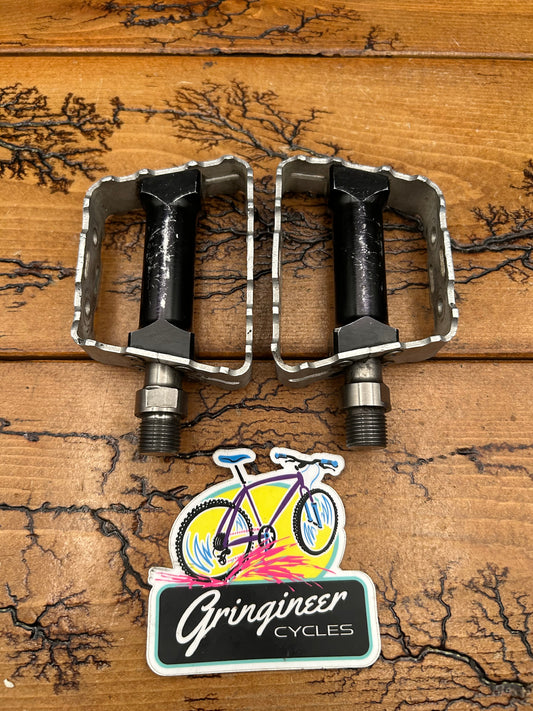 Grafton Speedtrap Black/Silver Platform Pedals