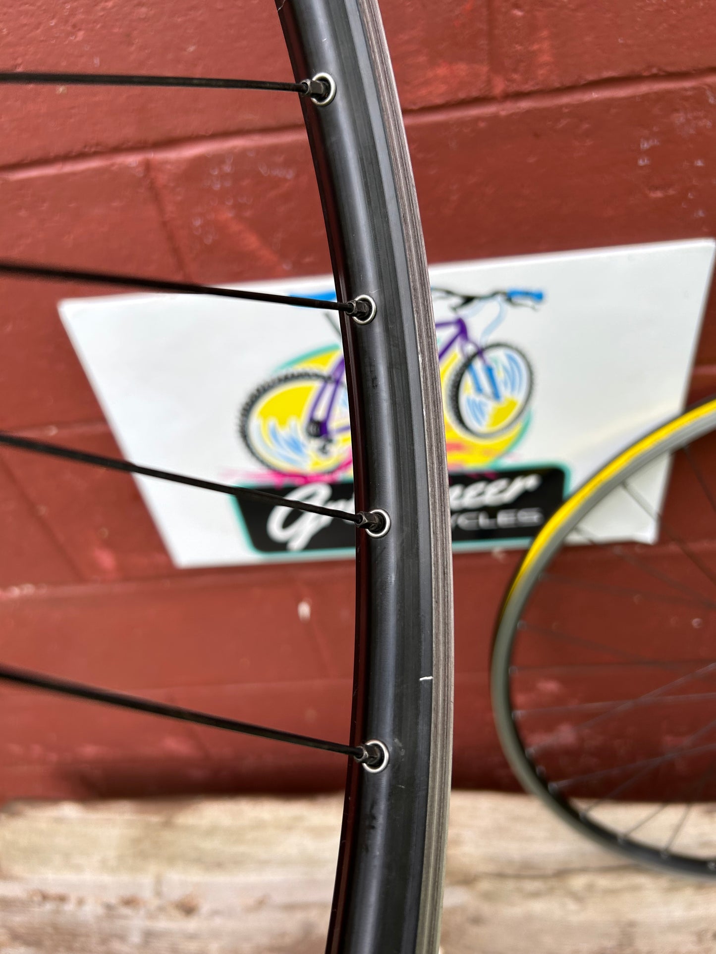 Mavic Rocky Mountain 26" QR Rim Brake Wheelset