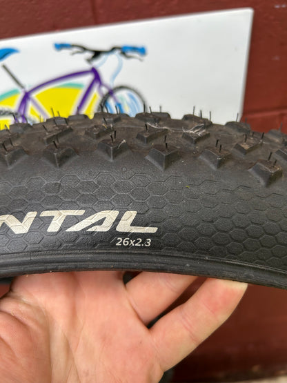 Continental Mountain King 26x2.3 Folding Bead Tires