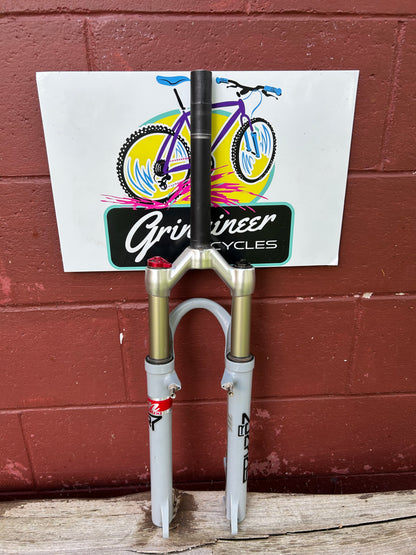 Manitou R7 Elite Absolute 80mm Rim/Disc Brake 26" 1 1/8 Inch Threadless Suspension Fork