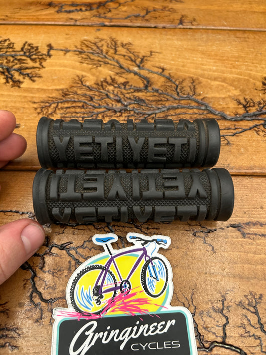 Yeti Black Grips