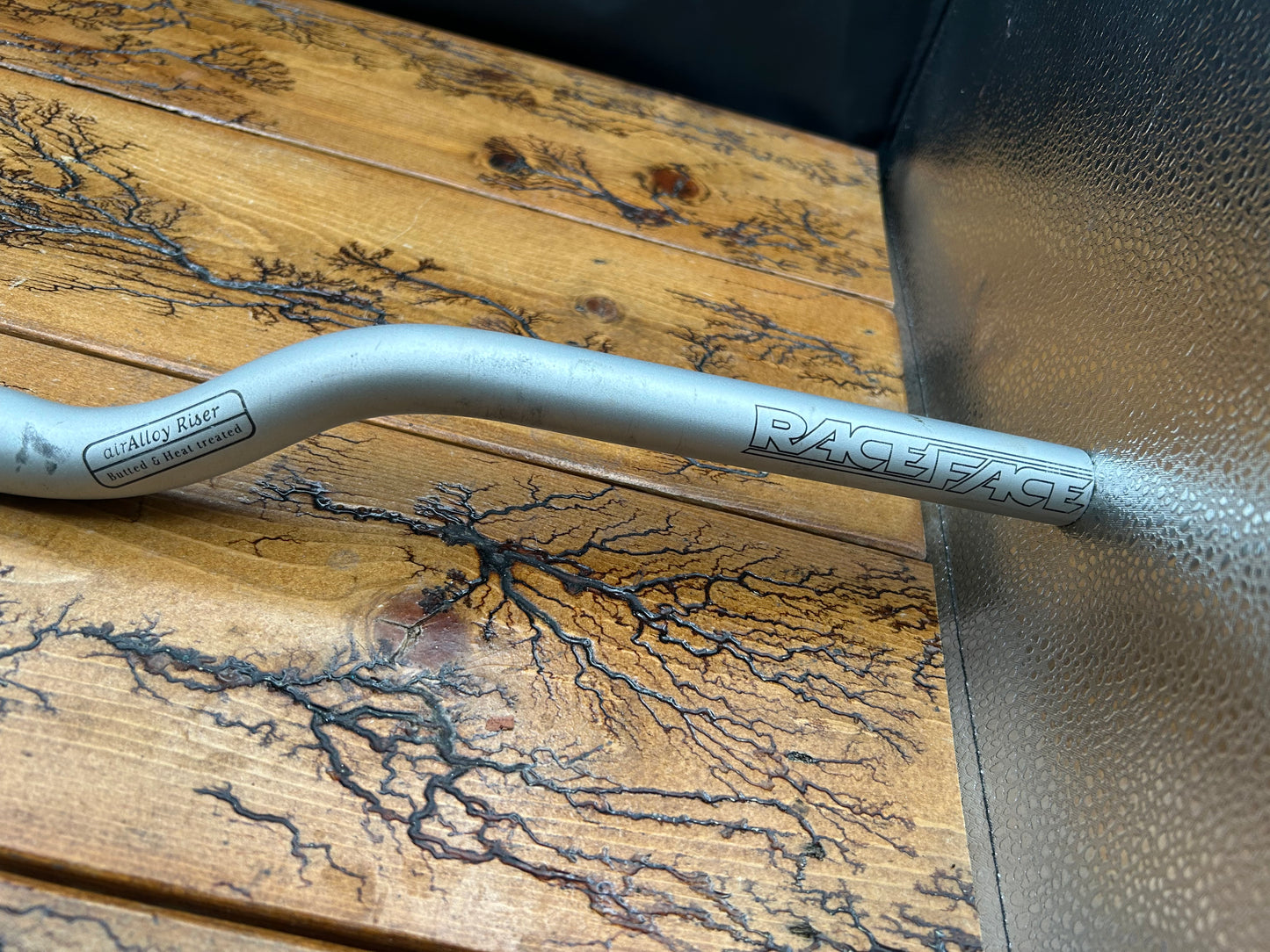 Raceface 615mm 25.4mm Air Alloy Silver Riser Handlebar