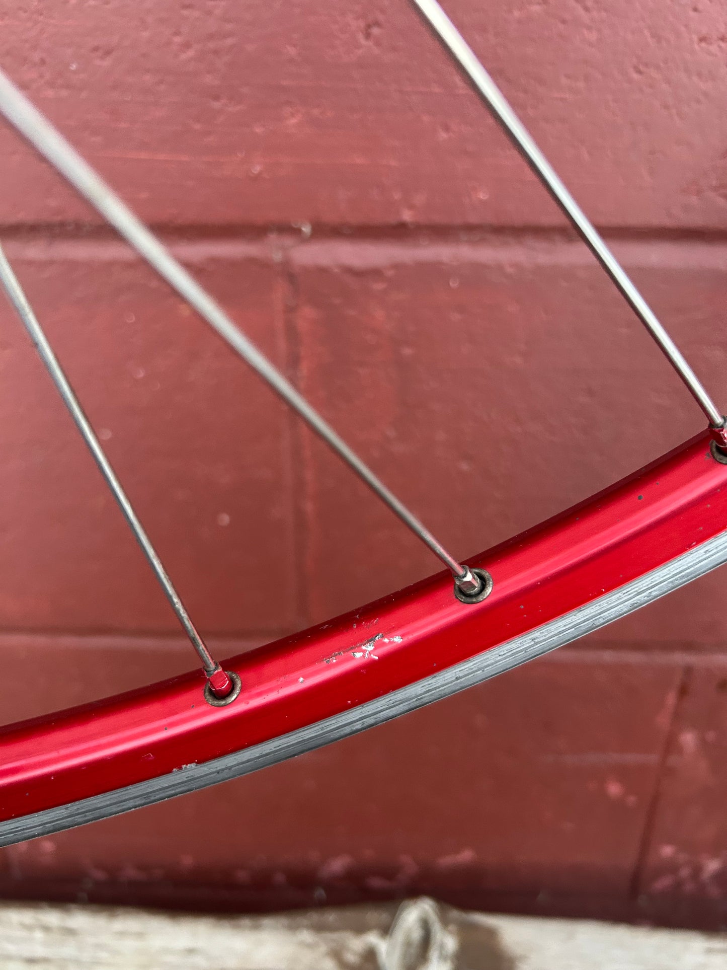 Sun Rims Red Anodized CR17A Coda 900 26 Inch Wheelset