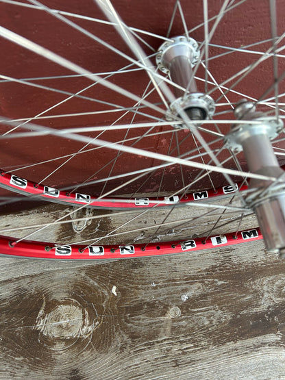 Sun Rims Red Anodized CR17A Coda 900 26 Inch Wheelset