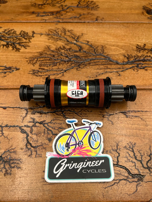 Truvativ Gigapipe Team SL 70x108mm Italian Threaded Bottom Bracket NOS