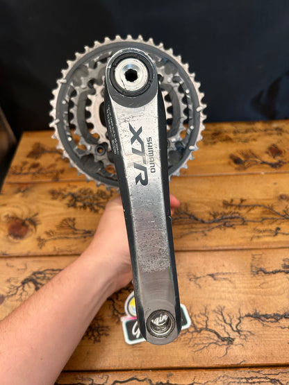 Shimano XTR FC-M970 44/32/22 HollowTech II Crankset With Bottom Bracket