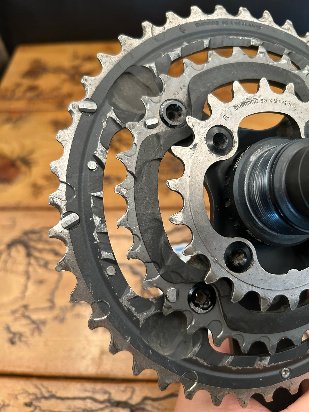 Shimano XTR FC-M970 44/32/22 HollowTech II Crankset With Bottom Bracket