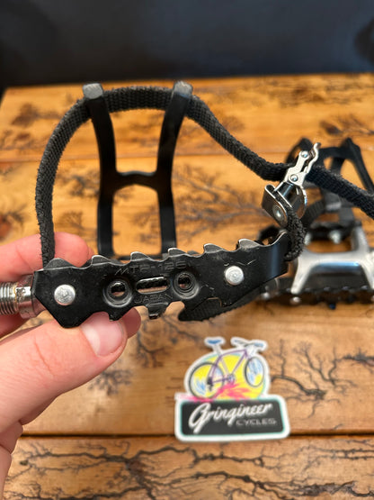 Sakae MTP-126 Pedals With Specialized Plastic Toe Cages And Straps