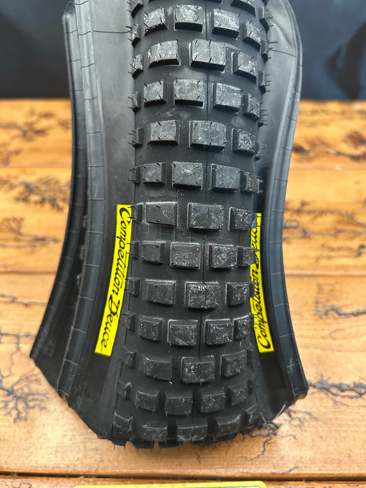 House Of Looptail Competition Deuce 26x2.125" Tire