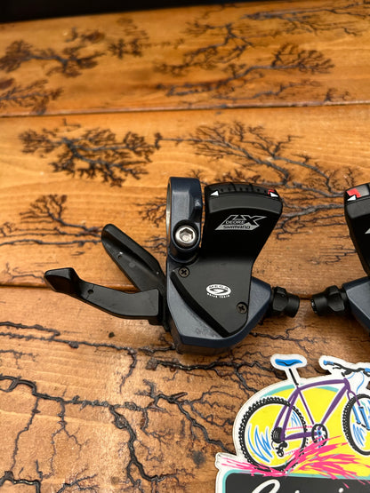Shimano Deore LX SL-M570 3x9 Shifter Set