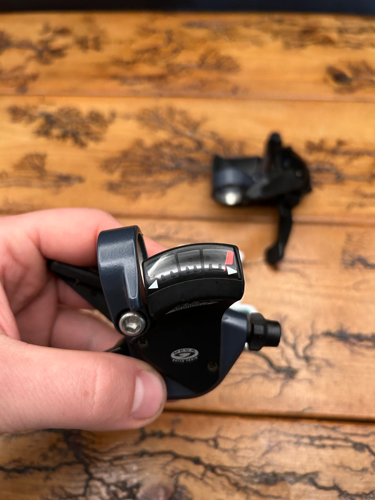 Shimano Deore LX SL-M570 3x9 Shifter Set