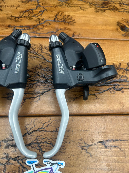 Shimano Deore XT ST-M738 3x8 Shifter Brake Lever Set