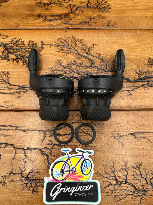 SRAM 7.0 3x9 Grip Shifters