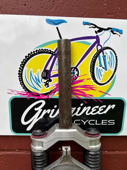 Answer Manitou EFC 1 1/8 Inch Threadless 26" Suspension Fork