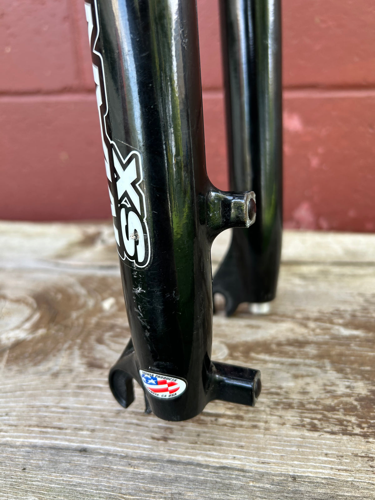 Manitou SX Black 26" Rim / Disc Brake 1 1/8 Threadless Suspension Fork