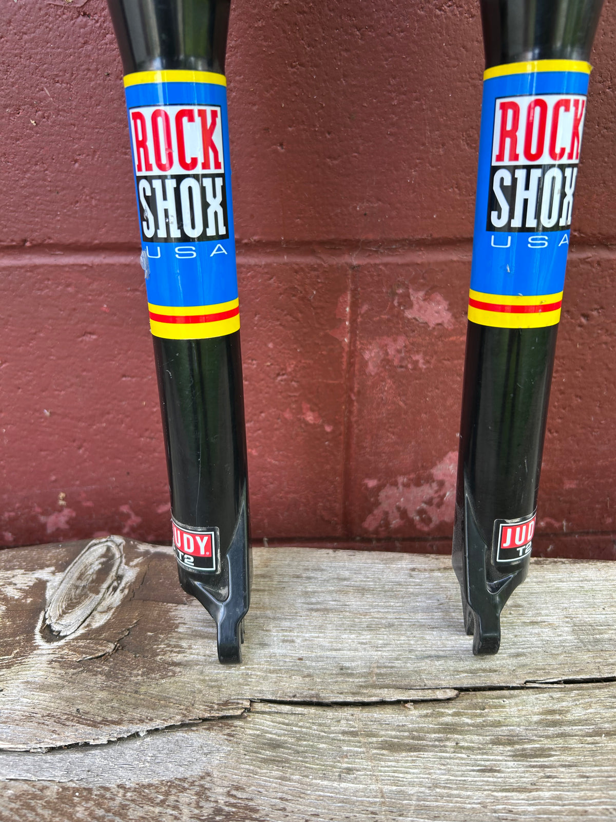 Rock Shox Judy T2 26" Rim / Disc Brake 1 1/8" Threadless Suspension Fork