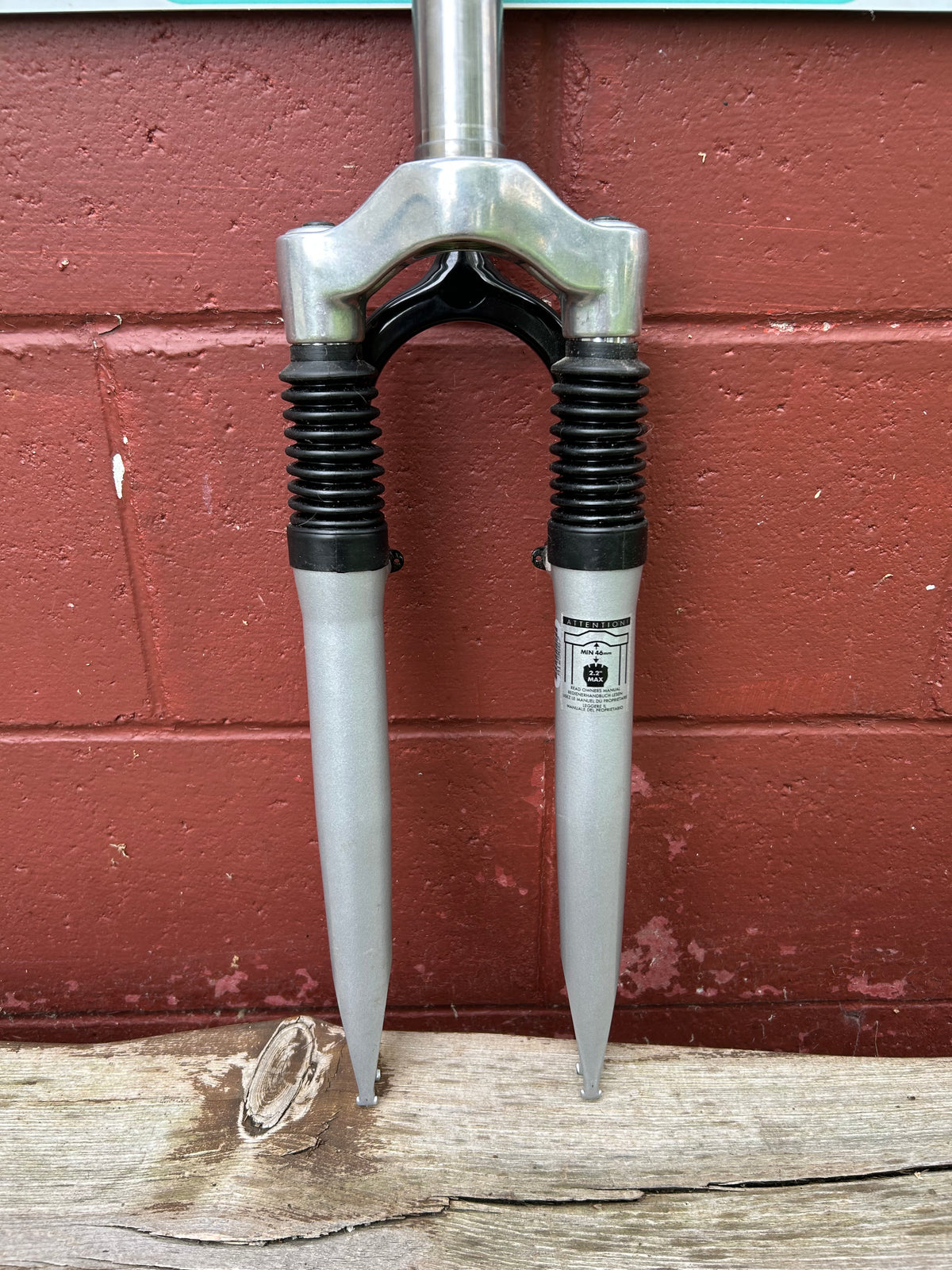 Rock Shox Quadra 10 1 1/4 Inch Threaded 26" Suspension Fork