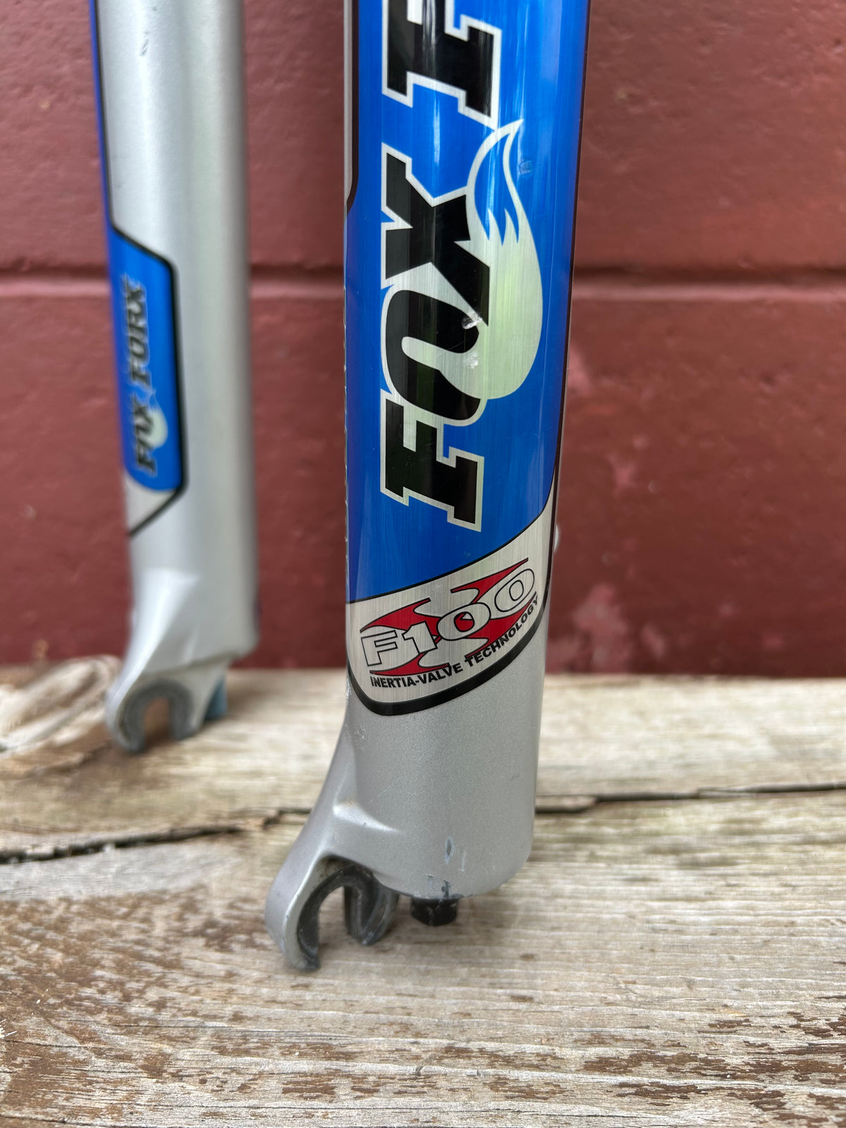 Fox F100 Terralogic Rim / Disc Brake 1 1/8 Inch 26" Suspension Fork