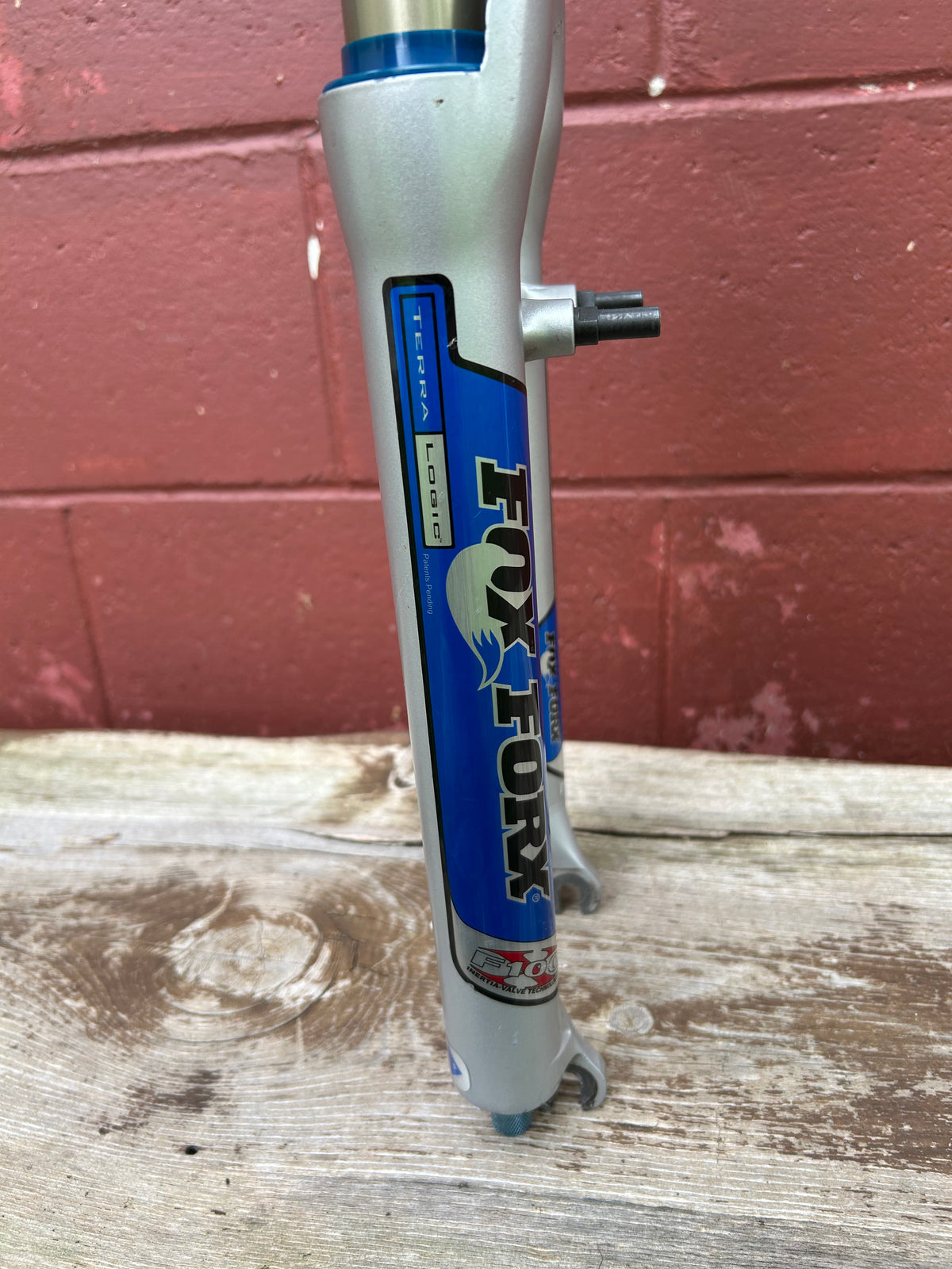 Fox F100 Terralogic Rim / Disc Brake 1 1/8 Inch 26" Suspension Fork