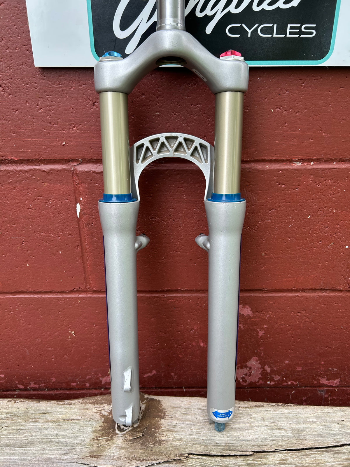 Fox F100 Terralogic Rim / Disc Brake 1 1/8 Inch 26" Suspension Fork