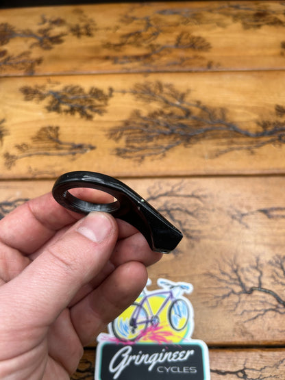 Sakae 1 Inch Threaded Cable Hanger Stop