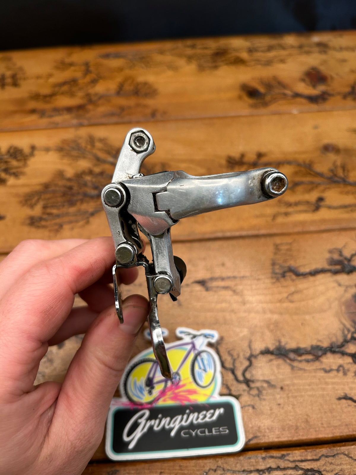 Shimano Deore FD-MT62 28.6mm Bottom Pull Front Derailleur