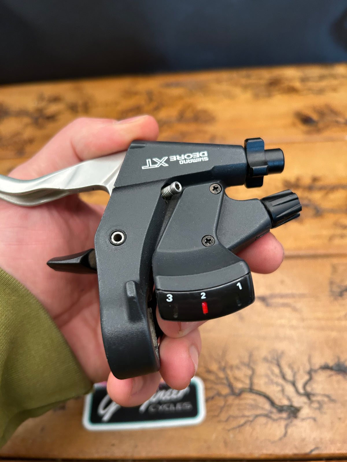Shimano Deore XT ST-M739 3x8 Speed Shifters and Brake Levers
